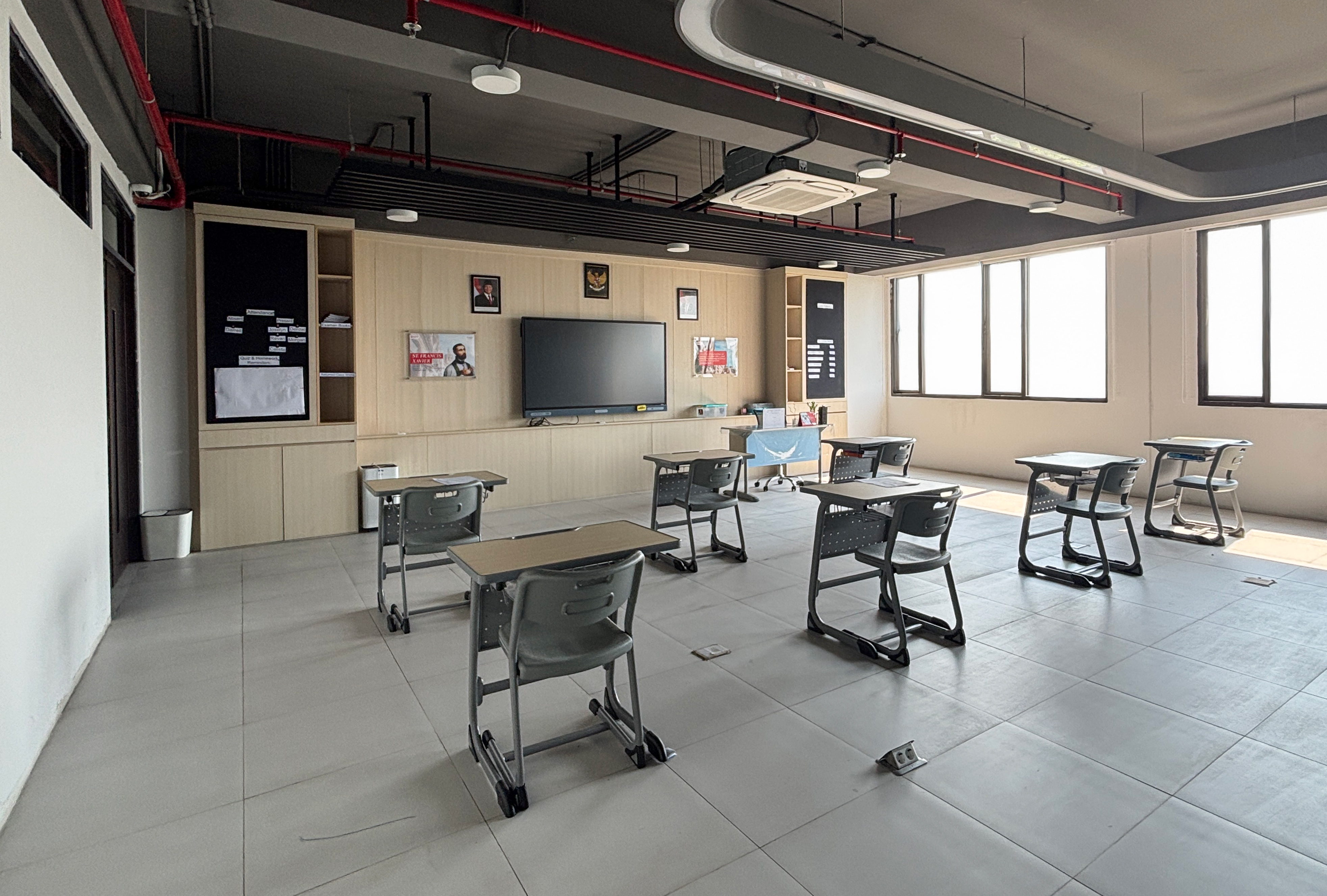 Junior College Class Room